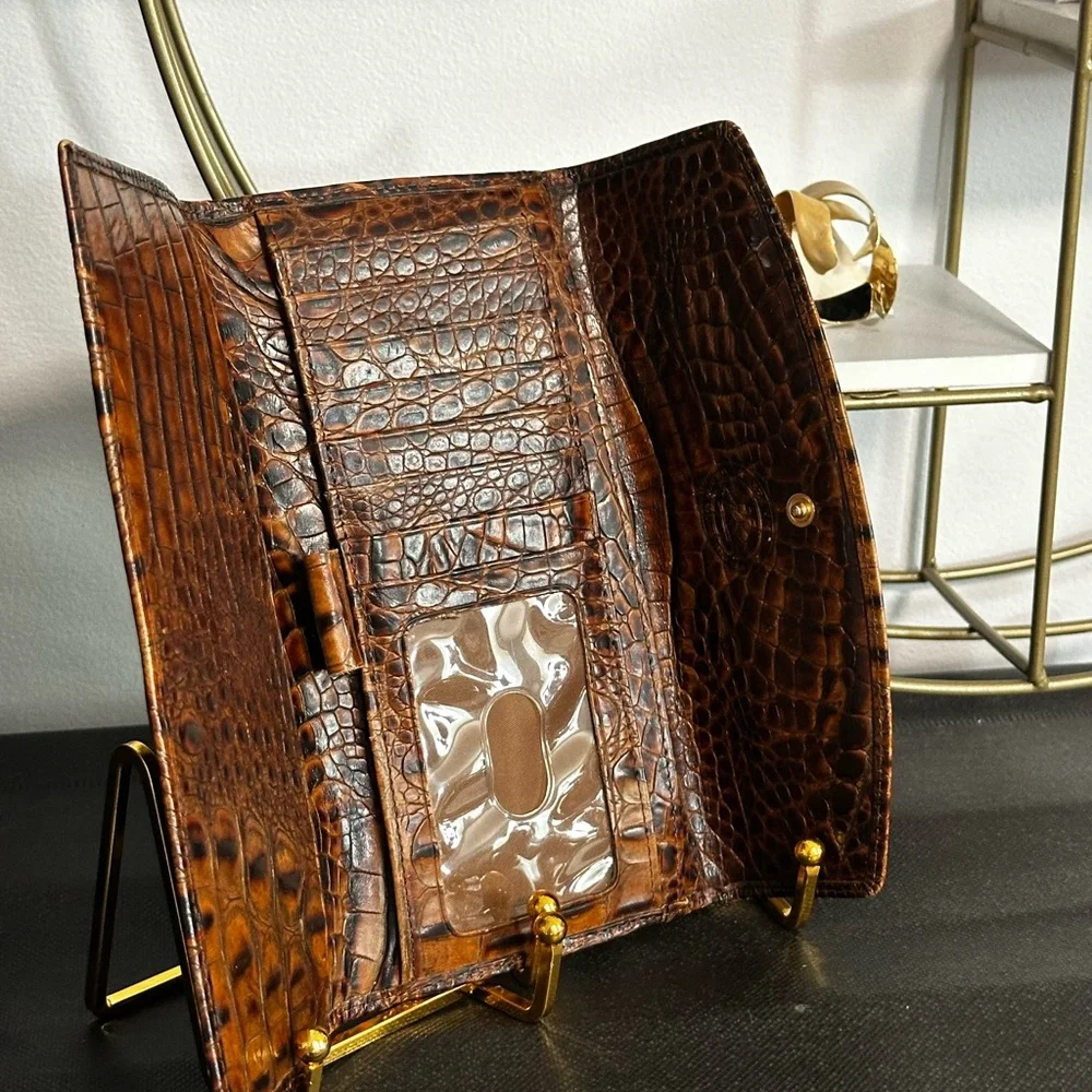 Vintage Authentic Brahmin Annabelle Tricolor Leather Wallet. - Picture 5 of 9